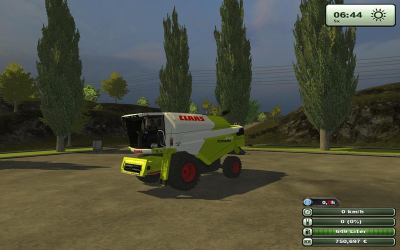 Claas Tucano 440 V 1